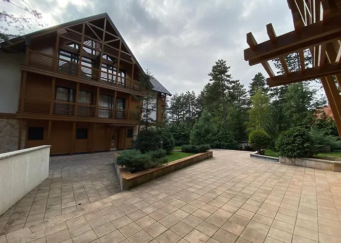 Rujna Gora * ズラティボール